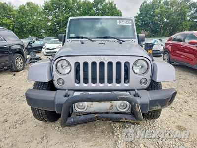 Piąte zdjęcie samochodu w środku: 2015 JEEP WRANGLER UNLIMITED SAHARA VIN:1C4BJWEG5FL626777 - miniatura