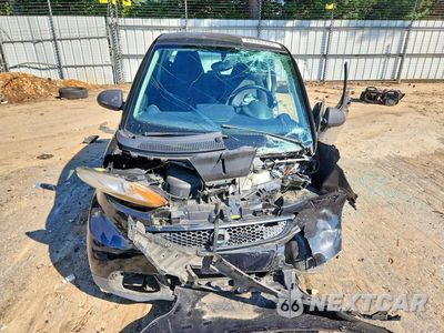 Piąte zdjęcie samochodu w środku: 2014 SMART FORTWO PURE VIN:WMEEJ3BA4EK780740 - miniatura