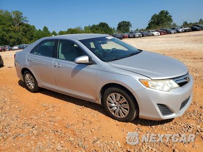 Czwarte zdjęcie samochodu z boku: 2014 TOYOTA CAMRY LE VIN:4T1BF1FK2EU354118 - miniatura