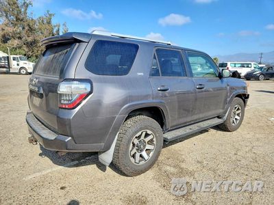 Trzecie zdjęcie samochodu z tyłu: 2015 TOYOTA 4RUNNER SR5 PREMIUM VIN:JTEBU5JR4F5217677 - miniatura