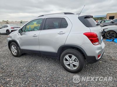 Drugie zdjęcie samochodu z przodu: 2018 CHEVROLET TRAX 1LT VIN:KL7CJPSB8JB610328 - miniatura
