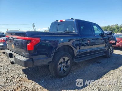 Trzecie zdjęcie samochodu z tyłu: 2023 FORD FORD TRUCKS VIN:1FT6W1EV0PWG62283 - miniatura
