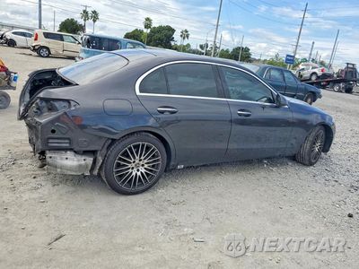 Trzecie zdjęcie samochodu z tyłu: 2022 MERCEDES-BENZ C 300 4MATIC VIN:W1KAF4HB5NR041040 - miniatura