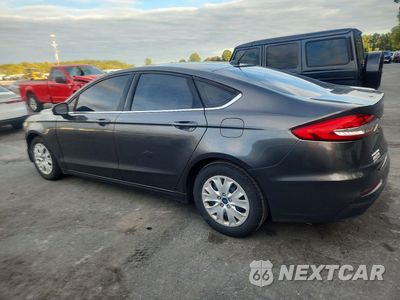 Drugie zdjęcie samochodu z przodu: 2019 FORD FUSION S VIN:3FA6P0G73KR227863 - miniatura