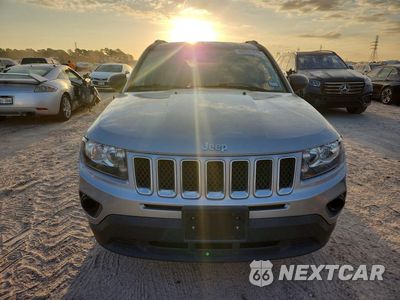 Piąte zdjęcie samochodu w środku: 2015 JEEP COMPASS SPORT VIN:1C4NJCBA4FD131167 - miniatura