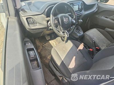 Zdjęcie 8 z 13 samochodu: 2016 RAM PROMASTER CITY SLT VIN:ZFBERFBT3G6C23460 - miniatura