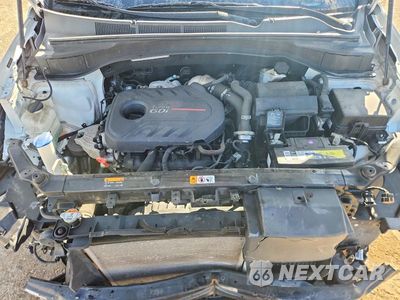 Zdjęcie 11 z 13 samochodu: 2017 HYUNDAI SANTA FE SPORT 2.0T ULTIMATE VIN:5NMZWDLA4HH042197 - miniatura