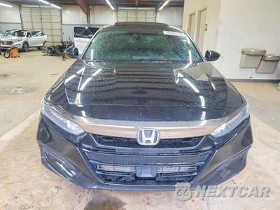 Piąte zdjęcie samochodu w środku: 2018 HONDA ACCORD SPORT VIN:1HGCV2F37JA020206 - miniatura