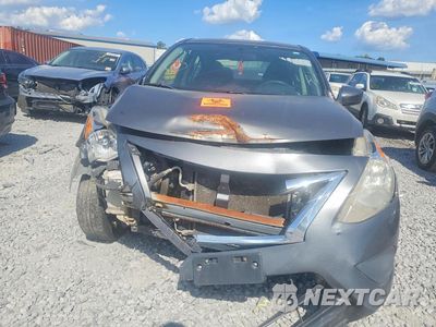 Piąte zdjęcie samochodu w środku: 2019 NISSAN VERSA SV VIN:3N1CN7AP0KL852800 - miniatura