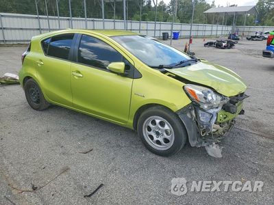 Czwarte zdjęcie samochodu z boku: 2015 TOYOTA PRIUS C TWO VIN:JTDKDTB39F1091732 - miniatura