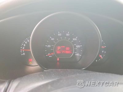 Zdjęcie 9 z 12 samochodu: 2019 KIA SOUL + VIN:KNDJP3A53K7648860 - miniatura