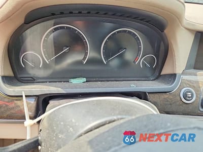 Zdjęcie 9 z 12 samochodu: 2012 BMW 750 LI VIN:WBAKB8C58CC963690 - miniatura
