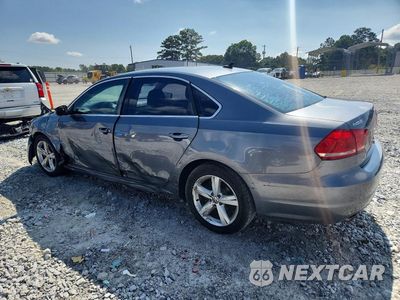 Drugie zdjęcie samochodu z przodu: 2014 VOLKSWAGEN PASSAT SE VIN:1VWBP7A36EC004658 - miniatura