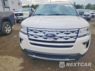 Piąte zdjęcie samochodu w środku: 2019 FORD EXPLORER XLT VIN:1FM5K8D82KGA67705 - miniatura