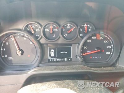Zdjęcie 9 z 13 samochodu: 2021 CHEVROLET SILVERADO K1500 TRAIL BOSS CUSTOM VIN:1GCPYCEF4MZ146795 - miniatura