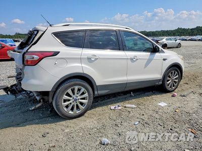 Trzecie zdjęcie samochodu z tyłu: 2017 FORD ESCAPE TITANIUM VIN:1FMCU0JD7HUB96277 - miniatura