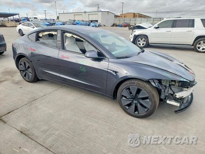 Czwarte zdjęcie samochodu z boku: 2025 TESLA MODEL 3 VIN:5YJ3E1EA0SF925176 - miniatura