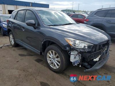 Czwarte zdjęcie samochodu z boku: 2016 MAZDA CX-5 SPORT VIN:JM3KE4BE0G0777001 - miniatura
