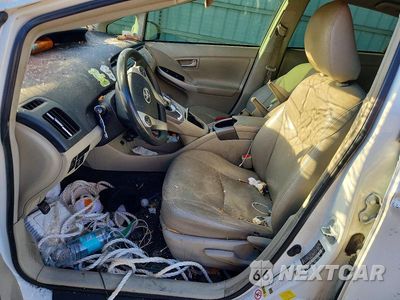 Zdjęcie 7 z 12 samochodu: 2015 TOYOTA PRIUS THREE VIN:JTDKN3DU1F0420173 - miniatura