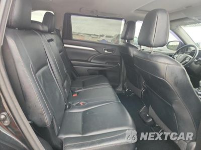 Zdjęcie 11 z 13 samochodu: 2016 TOYOTA HIGHLANDER XLE VIN:5TDKKRFH4GS174116 - miniatura