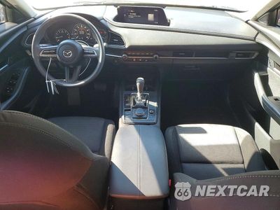 Zdjęcie 8 z 13 samochodu: 2021 MAZDA CX-30 VIN:3MVDMBAL0MM228138 - miniatura