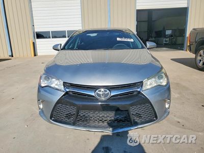 Piąte zdjęcie samochodu w środku: 2017 TOYOTA CAMRY SE AUTOMATIC VIN:4T1BF1FKXHU762533 - miniatura