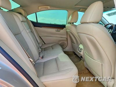 Zdjęcie 10 z 12 samochodu: 2015 LEXUS ES 300H VIN:JTHBW1GG9F2079194 - miniatura
