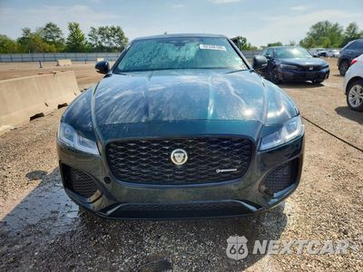 Piąte zdjęcie samochodu w środku: 2024 JAGUAR XF R-DYNAMIC SE VIN:SAJBL4GX2RCY94767 - miniatura