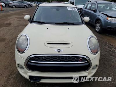 Piąte zdjęcie samochodu w środku: 2016 MINI COOPER S VIN:WMWXP7C52G2A43697 - miniatura