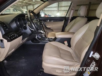 Zdjęcie 7 z 12 samochodu: 2011 KIA SORENTO EX VIN:5XYKUDA24BG052152 - miniatura