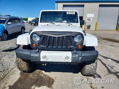 Piąte zdjęcie samochodu w środku: 2012 JEEP WRANGLER UNLIMITED SAHARA VIN:1C4BJWEG4CL263559 - miniatura