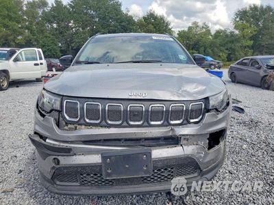 Piąte zdjęcie samochodu w środku: 2022 JEEP COMPASS LATITUDE VIN:3C4NJDBB0NT205904 - miniatura