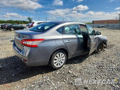 Trzecie zdjęcie samochodu z tyłu: 2015 NISSAN SENTRA S VIN:3N1AB7AP0FY356081 - miniatura