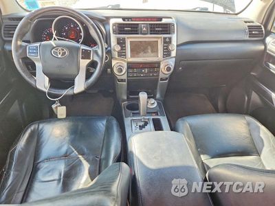 Zdjęcie 8 z 12 samochodu: 2012 TOYOTA 4RUNNER LIMITED VIN:JTEBU5JR7C5087891 - miniatura