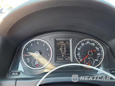 Zdjęcie 9 z 12 samochodu: 2017 VOLKSWAGEN TIGUAN S VIN:WVGAV7AX3HK052065 - miniatura