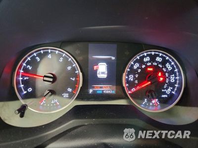 Zdjęcie 9 z 13 samochodu: 2019 TOYOTA RAV4 LE VIN:JTMF1RFV1KD502199 - miniatura