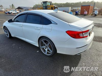 Drugie zdjęcie samochodu z przodu: 2018 HONDA ACCORD LX VIN:1HGCV1F15JA241103 - miniatura