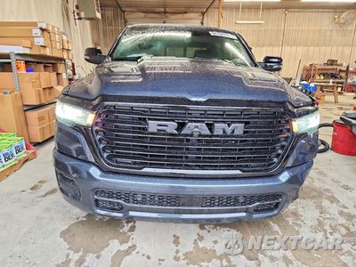 Piąte zdjęcie samochodu w środku: 2026 RAM 1500 LARAMIE VIN:1C6SRFJT5TN274609 - miniatura