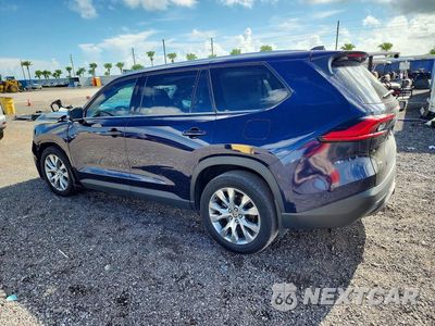 Trzecie zdjęcie samochodu z tyłu: 2024 TOYOTA GRAND HIGHLANDER LIMITED VIN:5TDAAAB59RS064564 - miniatura