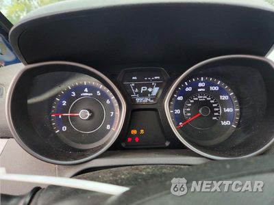 Zdjęcie 9 z 12 samochodu: 2015 HYUNDAI ELANTRA SE VIN:5NPDH4AE2FH605063 - miniatura