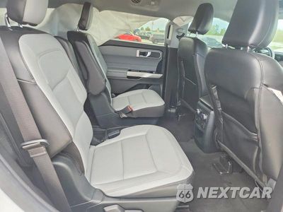Zdjęcie 11 z 13 samochodu: 2021 FORD EXPLORER XLT VIN:1FMSK8DH0MGA29606 - miniatura