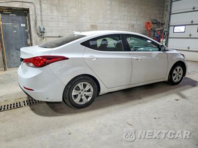 Trzecie zdjęcie samochodu z tyłu: 2016 HYUNDAI ELANTRA SE VIN:5NPDH4AE7GH775355 - miniatura