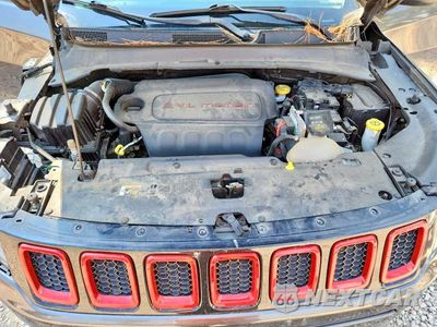 Zdjęcie 12 z 14 samochodu: 2018 JEEP COMPASS LATITUDE VIN:3C4NJDBB6JT304155 - miniatura