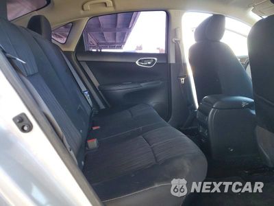 Zdjęcie 10 z 12 samochodu: 2018 NISSAN SENTRA SV VIN:3N1AB7AP9JL633218 - miniatura