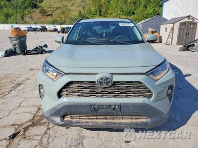 Piąte zdjęcie samochodu w środku: 2021 TOYOTA RAV4 XLE VIN:2T3W1RFV5MW120151 - miniatura