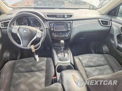Zdjęcie 8 z 13 samochodu: 2015 NISSAN ROGUE SV VIN:5N1AT2MV0FC801141 - miniatura