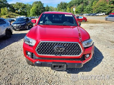 Piąte zdjęcie samochodu w środku: 2018 TOYOTA TACOMA TRD OFF-ROAD VIN:5TFSZ5AN5JX144755 - miniatura