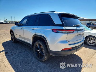 Drugie zdjęcie samochodu z przodu: 2023 JEEP GRAND CHEROKEE LAREDO VIN:1C4RJHAG4P8866598 - miniatura