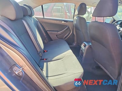 Zdjęcie 10 z 12 samochodu: 2016 VOLKSWAGEN JETTA S VIN:3VW267AJ8GM210020 - miniatura