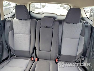 Zdjęcie 10 z 13 samochodu: 2018 FORD ESCAPE SE VIN:1FMCU9GD4JUD12259 - miniatura